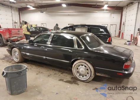 1999 Jaguar Xj8 Vanden Plas from USA, damaged, VIN SAJKD6045XC876527